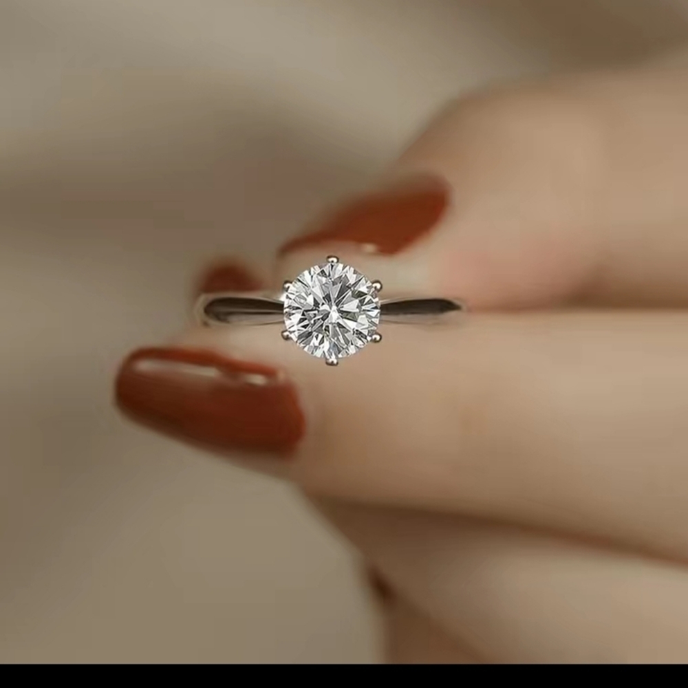 Stunning Silver Solitaire Ring